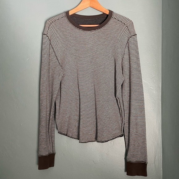 lululemon Organic Cotton Reversible Binary Long Sleeve Crew Shirt - Picture 8 of 13